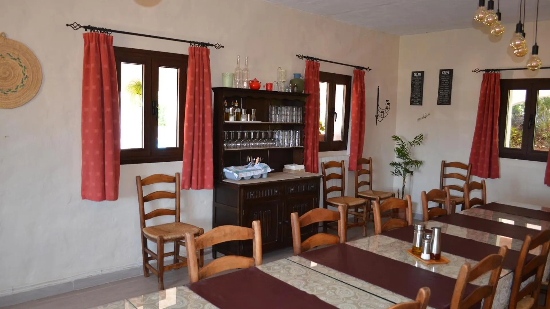 Cortijo Rosario Bed & Breakfast Algamitas Spain