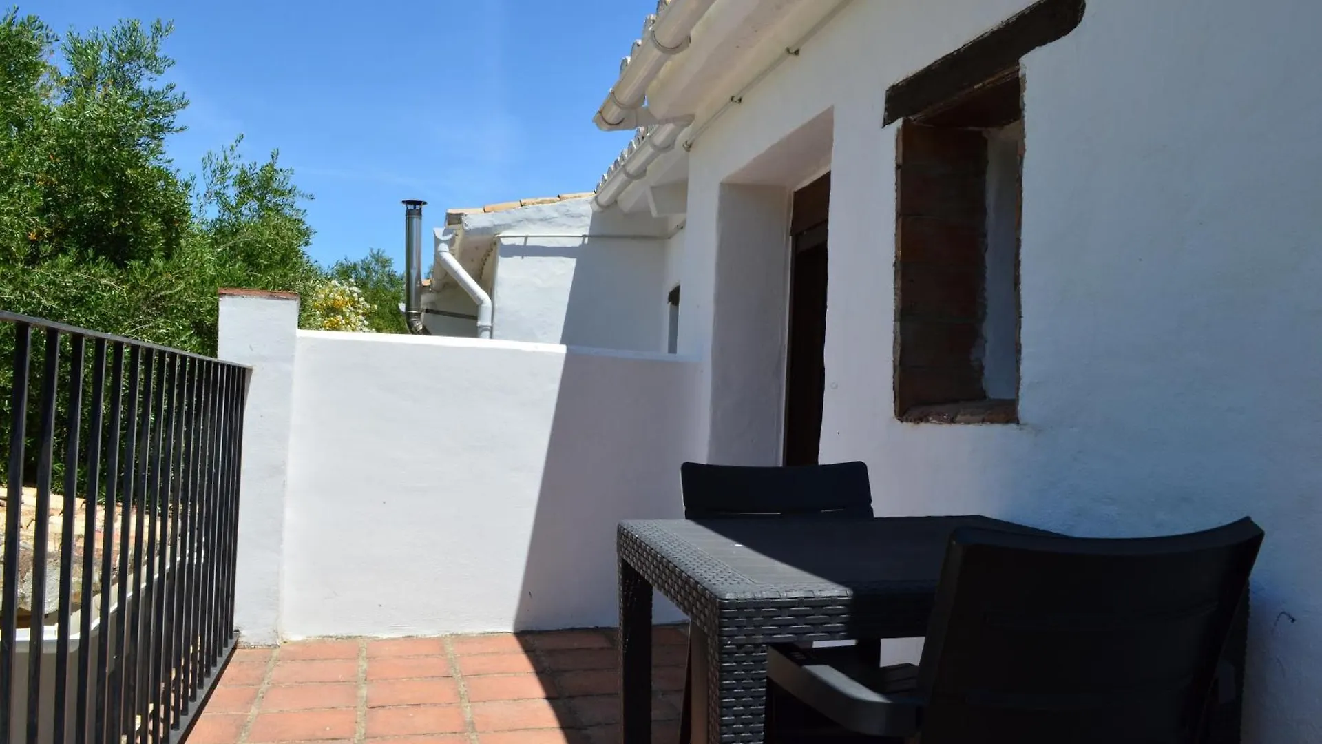 Cortijo Rosario Bed & Breakfast Algamitas
