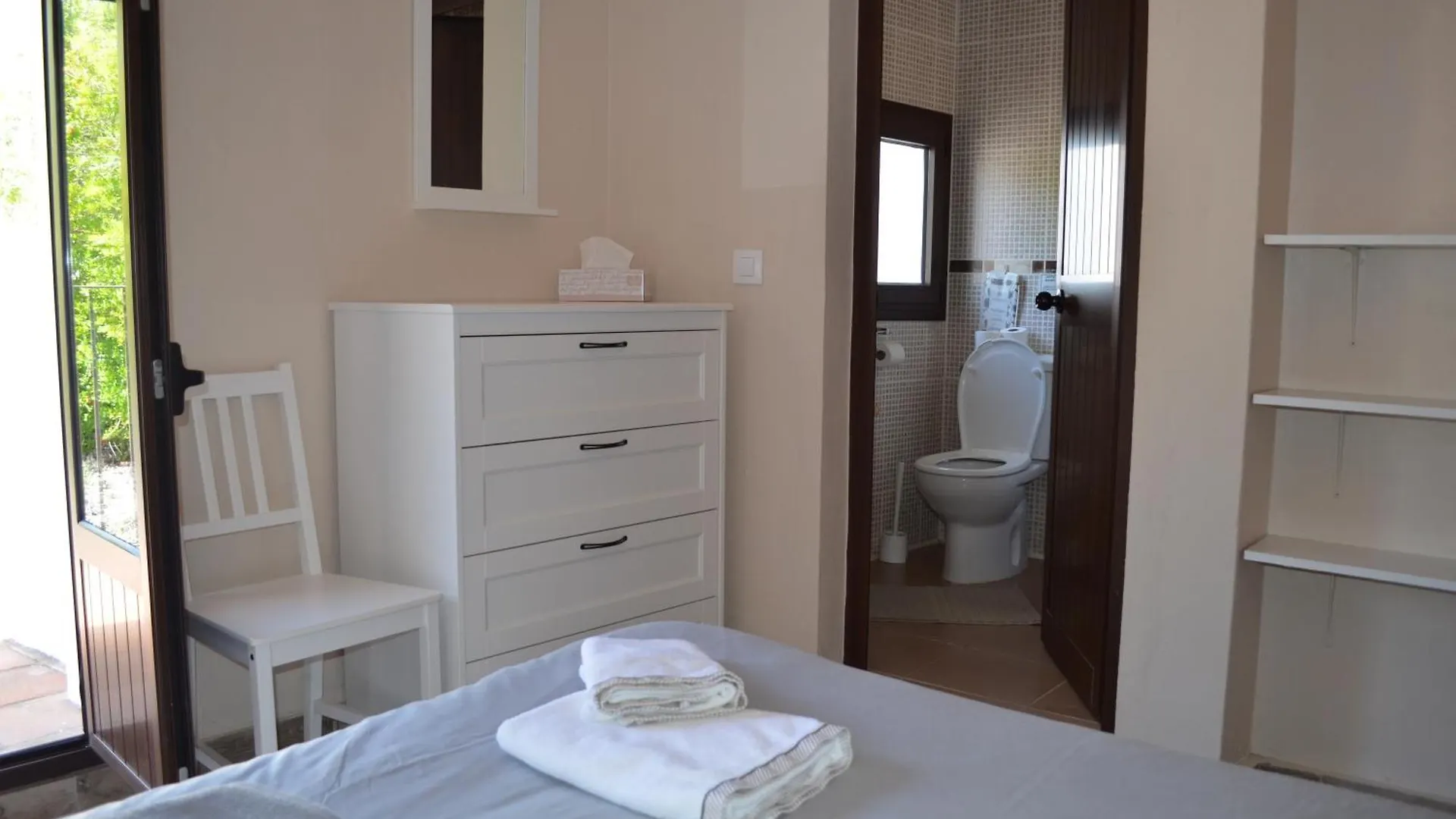Cortijo Rosario Bed & Breakfast Algamitas